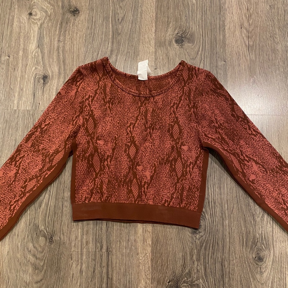 Fabletics Top Snake Skin
